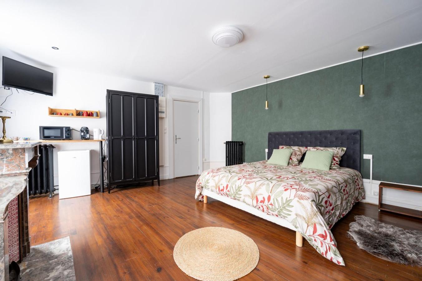Appartement Spacieux Et Elegant Avec Jardin Монтівільє Екстер'єр фото